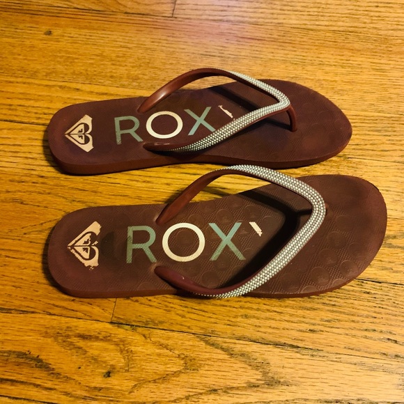 Red Roxy Flip Flops - Picture 5 of 5